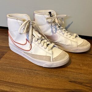 Nike blazers mid ‘77 size 6.5Y/ 8women’s red and pink swoosh